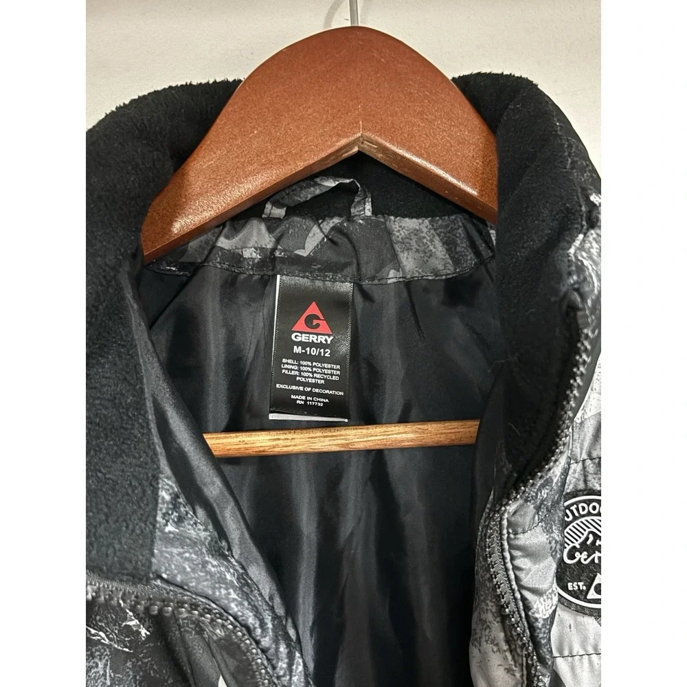 Kids Jacket Gerry Gray/Black Camo Puffer Full Zip Lined Size 10-12 Winter Coat